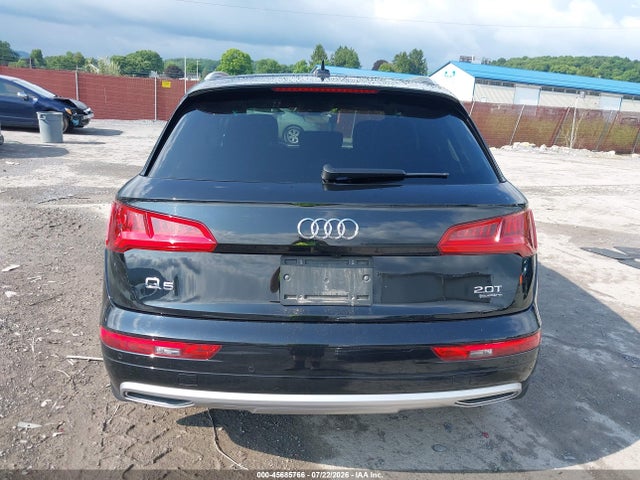 2018 Audi Q5 2.0t Premium/2.0t Tech Premium მანქანა იყიდება აუქციონზე, vin: WA1BNAFY2J2055837, აუქციონის ნომერი: 45685766