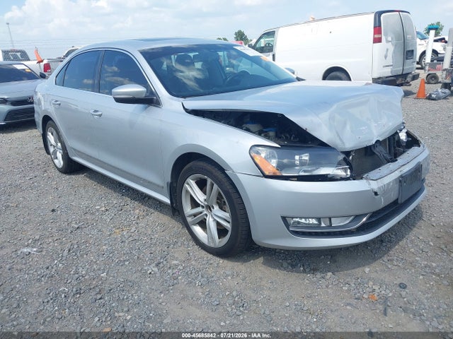 Aukcja sprzedaży 2013 Volkswagen Passat 2.0l Tdi Sel Premium, vin: 1VWCN7A32DC137359, numer aukcji: 45685842