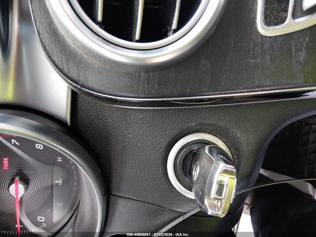 45685857 :رقم المزاد ، WDC0G4JB7JV103983 vin ، 2018 Mercedes-benz Glc 300 مزاد بيع