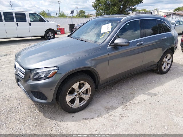 45685857 :رقم المزاد ، WDC0G4JB7JV103983 vin ، 2018 Mercedes-benz Glc 300 مزاد بيع