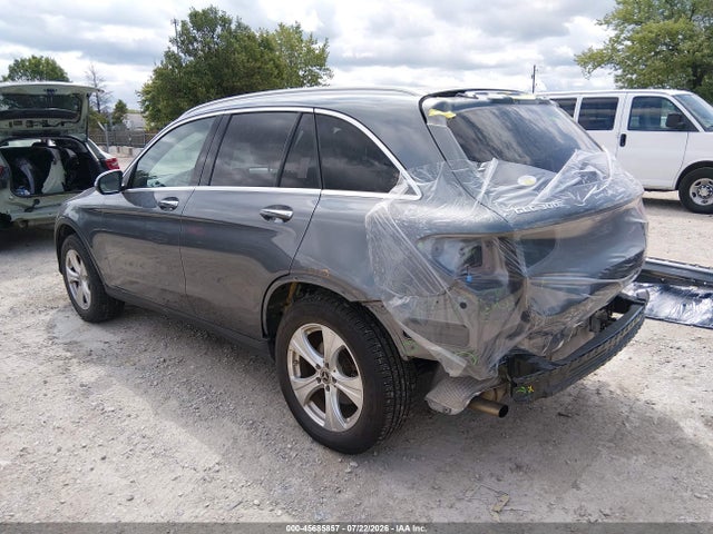 45685857 :رقم المزاد ، WDC0G4JB7JV103983 vin ، 2018 Mercedes-benz Glc 300 مزاد بيع