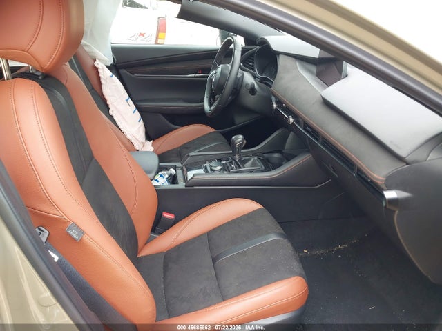 Продаж на аукціоні авто 2024 Mazda Mazda3 2.5 Carbon Turbo, vin: JM1BPBYYXR1708225, номер лоту: 45685862