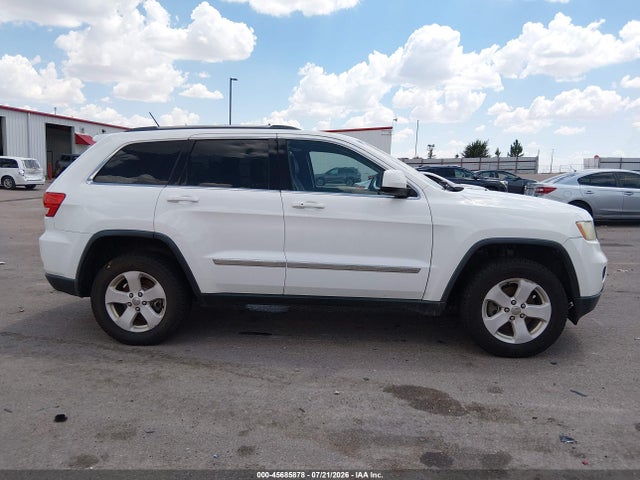Продажа на аукционе авто 2013 Jeep Grand Cherokee Laredo, vin: 1C4RJFAT3DC571406, номер лота: 45685878