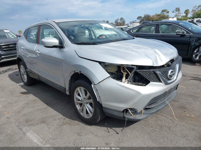 Nissan Rogue Sport S 2017 JN1BJ1CP9HW001969 главное изображение