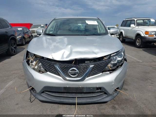 JN1BJ1CP9HW001969 Nissan Rogue Sport S