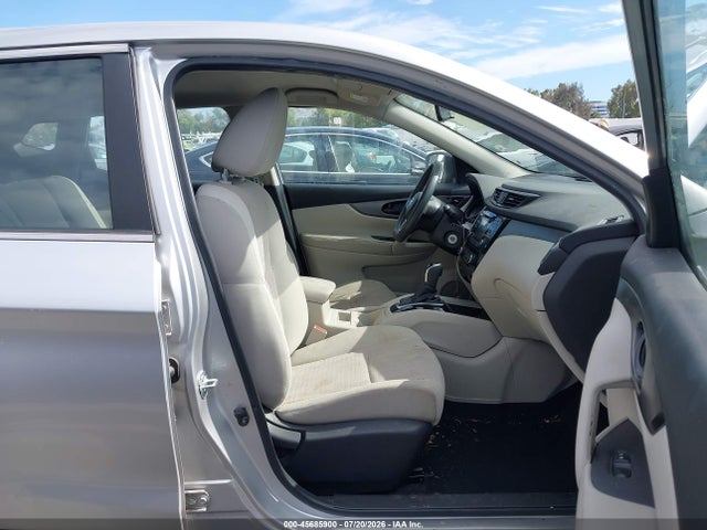 JN1BJ1CP9HW001969 Nissan Rogue Sport S