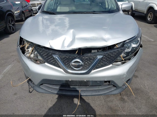 JN1BJ1CP9HW001969 Nissan Rogue Sport S