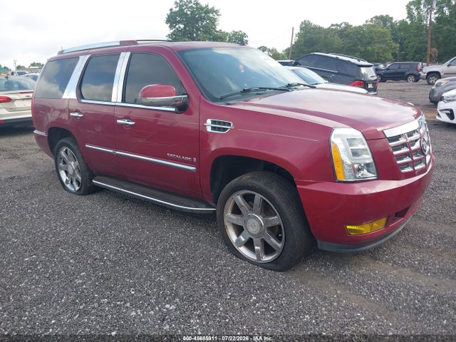 2007 Cadillac Escalade მანქანა იყიდება აუქციონზე, vin: 1GYFK638X7R298663, აუქციონის ნომერი: 45685911