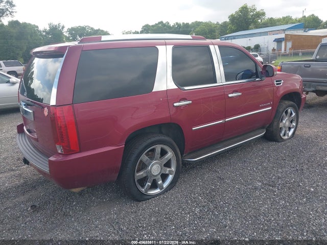 2007 Cadillac Escalade მანქანა იყიდება აუქციონზე, vin: 1GYFK638X7R298663, აუქციონის ნომერი: 45685911