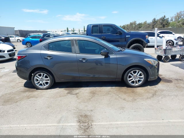 3MYDLBYVXHY152617 Toyota YARIS IA