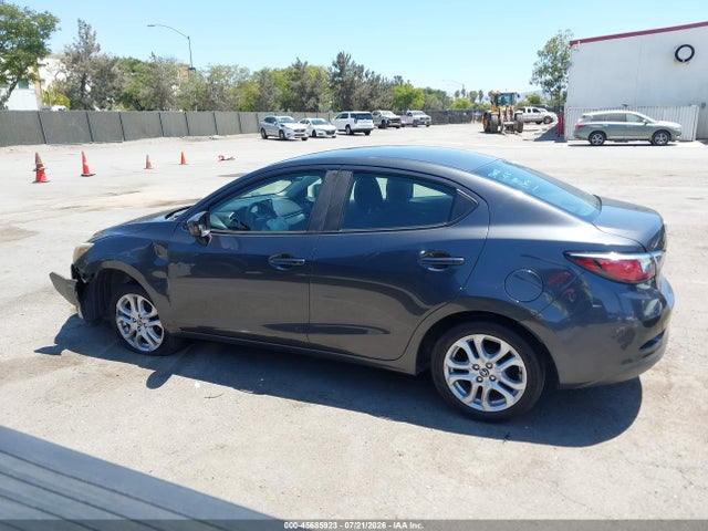 3MYDLBYVXHY152617 Toyota YARIS IA