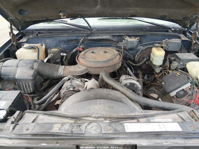Продаж на аукціоні авто 1995 Chevrolet Suburban C1500, vin: 1GNEC16K9SJ396865, номер лоту: 45685956