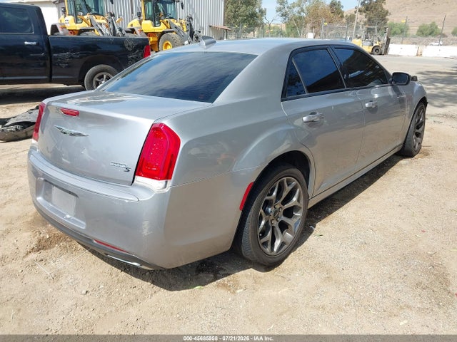 Chrysler 300 300s 2018 2C3CCABG1JH214291 Image 4