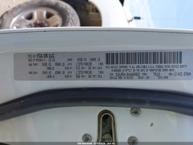 45686009 :رقم المزاد ، 3C6UR5HJ9HG600922 vin ، 2017 Ram 2500 Tradesman  4x4 8' Box مزاد بيع