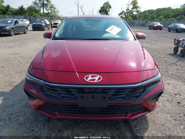 2024 Hyundai Elantra Limited მანქანა იყიდება აუქციონზე, vin: KMHLP4DG5RU813214, აუქციონის ნომერი: 45686012