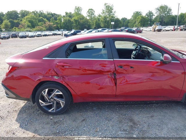 2024 Hyundai Elantra Limited მანქანა იყიდება აუქციონზე, vin: KMHLP4DG5RU813214, აუქციონის ნომერი: 45686012