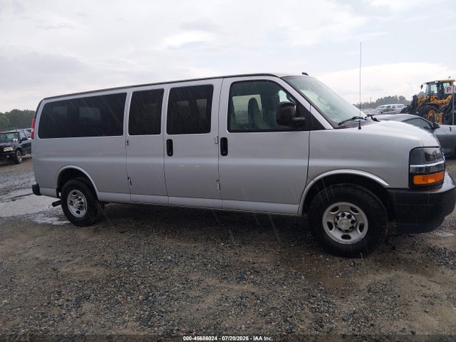 1GAZGNFP3L1253972 Chevrolet Express Passenger Rwd 3500 Extended Wheelbase Ls