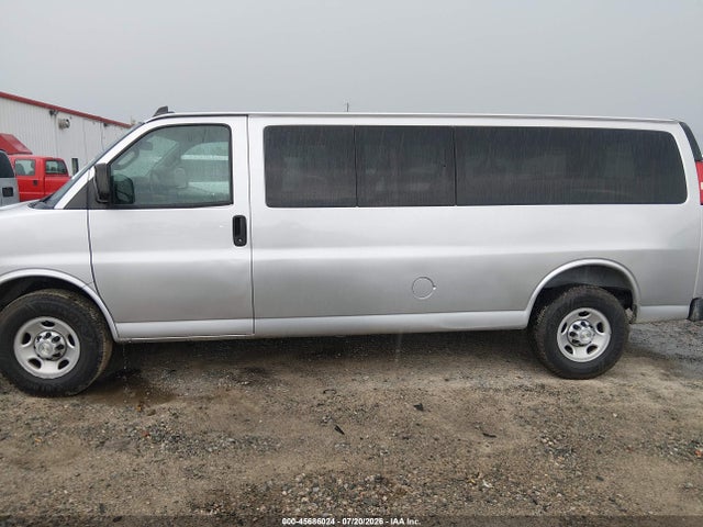 1GAZGNFP3L1253972 Chevrolet Express Passenger Rwd 3500 Extended Wheelbase Ls