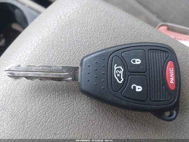 45686033 :رقم المزاد ، 1J8HG48N86C221383 vin ، 2006 Jeep Commander مزاد بيع