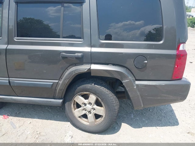 45686033 :رقم المزاد ، 1J8HG48N86C221383 vin ، 2006 Jeep Commander مزاد بيع