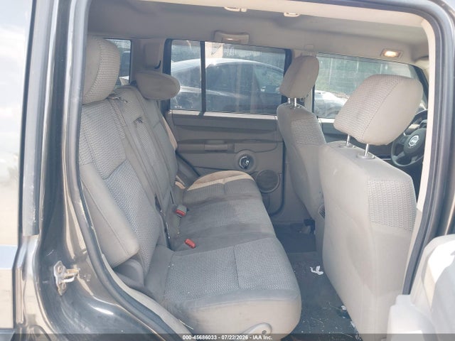 45686033 :رقم المزاد ، 1J8HG48N86C221383 vin ، 2006 Jeep Commander مزاد بيع