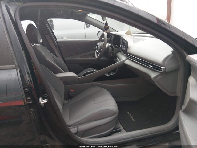 Продажа на аукционе авто 2021 Hyundai Elantra Se, vin: 5NPLL4AG3MH050097, номер лота: 45686066
