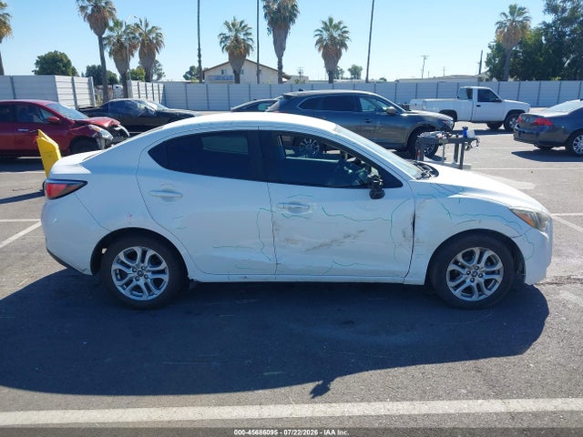 3MYDLBYV8HY149098 Toyota YARIS IA