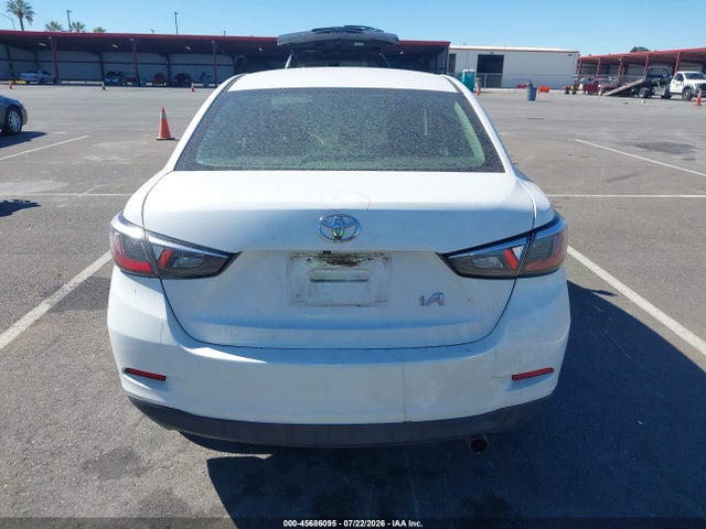 3MYDLBYV8HY149098 Toyota YARIS IA
