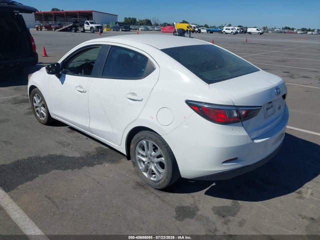 3MYDLBYV8HY149098 Toyota YARIS IA