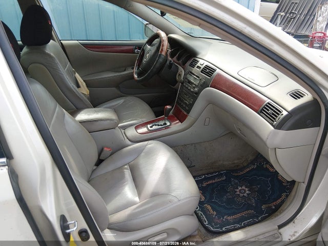 Продажа на аукционе авто 2003 Lexus Es 300, vin: JTHBF30G530137461, номер лота: 45686109