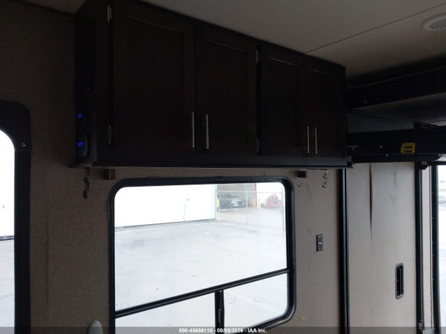 Продажа на аукционе авто 2017 Forest River Wolf Pack 24pack14, vin: 4X4TCTZ25HY209235, номер лота: 45686110