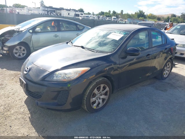 Продажа на аукционе авто 2012 Mazda Mazda3 I Sport, vin: JM1BL1UG0C1592690, номер лота: 45686153