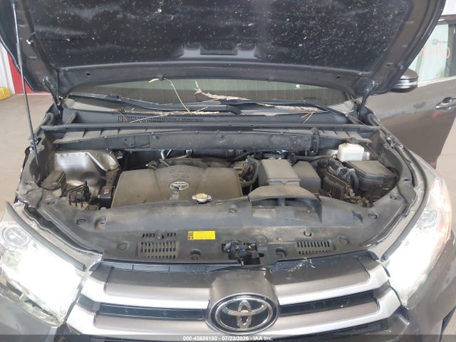 Продажа на аукционе авто 2017 Toyota Highlander Xle, vin: 5TDJZRFH8HS456915, номер лота: 45686180