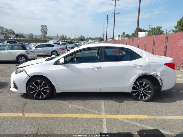 2018 Toyota Corolla Se მანქანა იყიდება აუქციონზე, vin: 2T1BURHE3JC110520, აუქციონის ნომერი: 45686190
