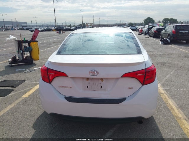 2018 Toyota Corolla Se მანქანა იყიდება აუქციონზე, vin: 2T1BURHE3JC110520, აუქციონის ნომერი: 45686190