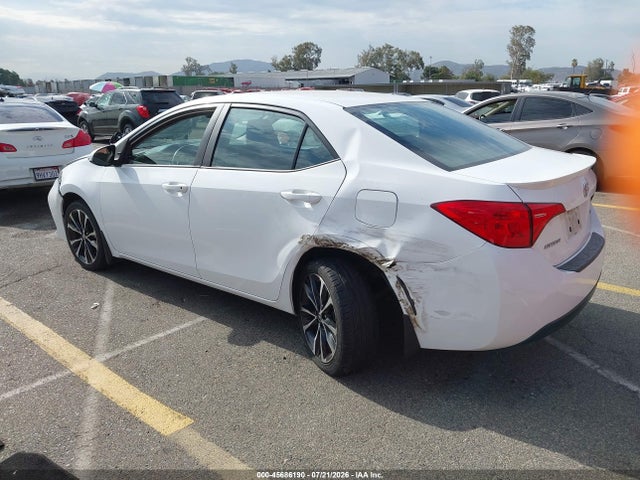 2018 Toyota Corolla Se მანქანა იყიდება აუქციონზე, vin: 2T1BURHE3JC110520, აუქციონის ნომერი: 45686190