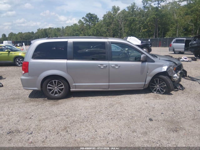 Продажа на аукционе авто 2018 Dodge Grand Caravan Gt, vin: 2C4RDGEG4JR255669, номер лота: 45686193