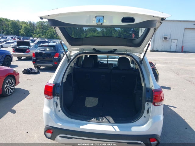 Продаж на аукціоні авто 2020 Mitsubishi Outlander Se 2.4 S-awc, vin: JA4AZ3A34LZ011288, номер лоту: 45686194