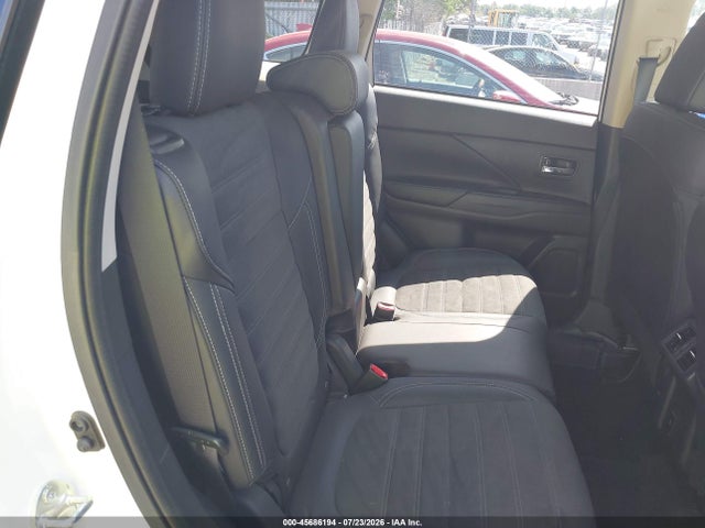 Продаж на аукціоні авто 2020 Mitsubishi Outlander Se 2.4 S-awc, vin: JA4AZ3A34LZ011288, номер лоту: 45686194