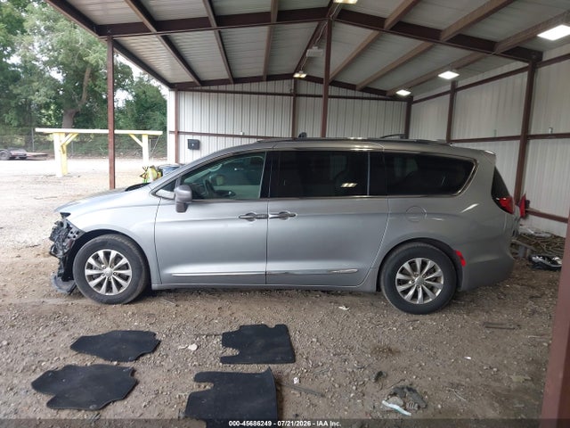 Aukcja sprzedaży 2019 Chrysler Pacifica Touring L, vin: 2C4RC1BG7KR547970, numer aukcji: 45686249