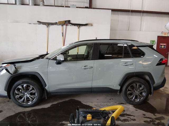 JTMB6RFV2PD113661 Toyota Rav4 Hybrid Xle Premium