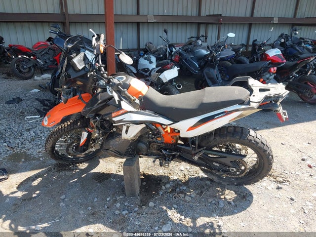 KTM 890 Adventure R 2021 VBKTR6406MM814134 Image 13