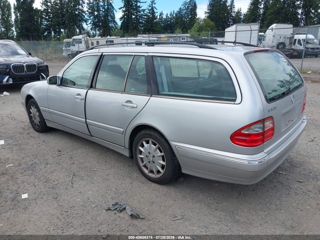 45686374 :رقم المزاد ، WDBJH82J92X062359 vin ، 2002 Mercedes-benz E 320 4m مزاد بيع