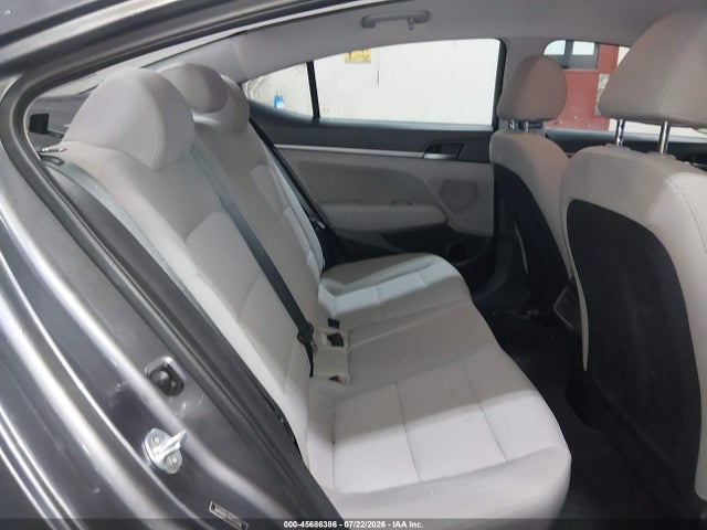 Продажа на аукционе авто 2018 Hyundai Elantra Sel, vin: 5NPD84LF7JH333298, номер лота: 45686386