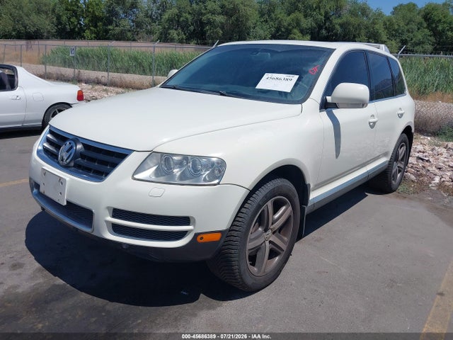 2004 Volkswagen Touareg V8 მანქანა იყიდება აუქციონზე, vin: WVGCM67L84D021239, აუქციონის ნომერი: 45686389