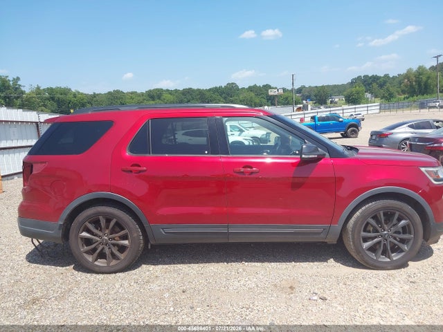 Ford EXPLORER XLT 2018 1FM5K7D8XJGC02941 Image 13
