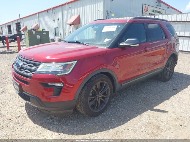 Ford EXPLORER XLT 2018 1FM5K7D8XJGC02941 Image 2