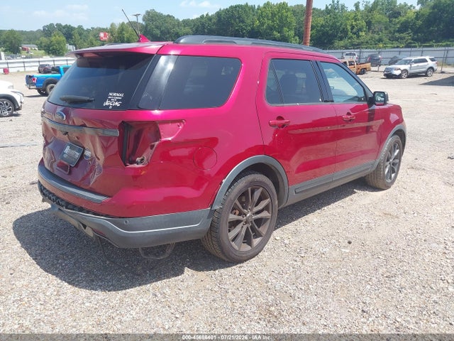 Ford EXPLORER XLT 2018 1FM5K7D8XJGC02941 Image 4