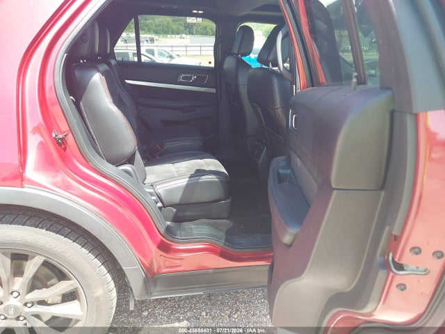 Ford EXPLORER XLT 2018 1FM5K7D8XJGC02941 Image 8