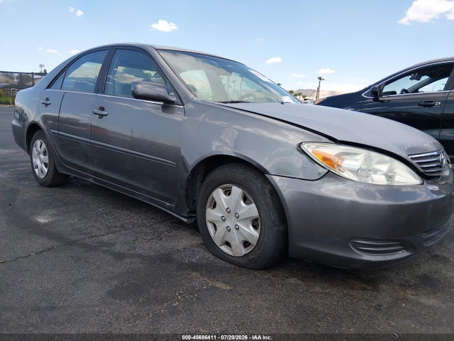 2002 Toyota Camry Le მანქანა იყიდება აუქციონზე, vin: 4T1BE32K42U515164, აუქციონის ნომერი: 45686411